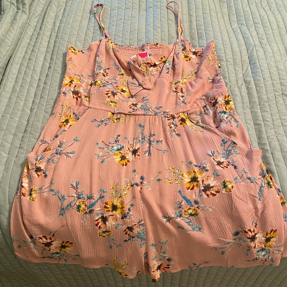 Women’s plus size romper